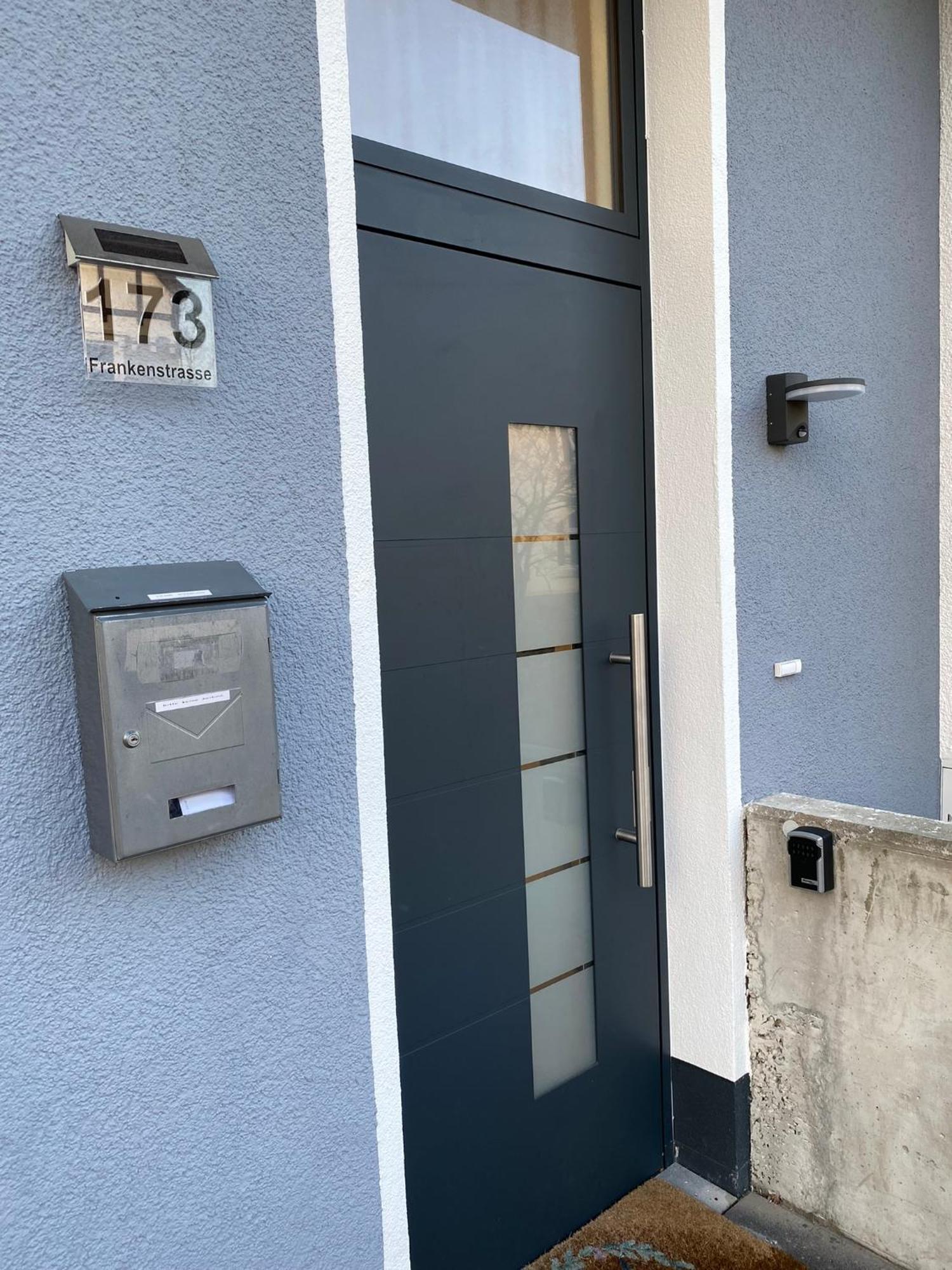 Schoene, Moderne Wohnung Mit Grosszuegiger Terasse Essen Exteriör bild